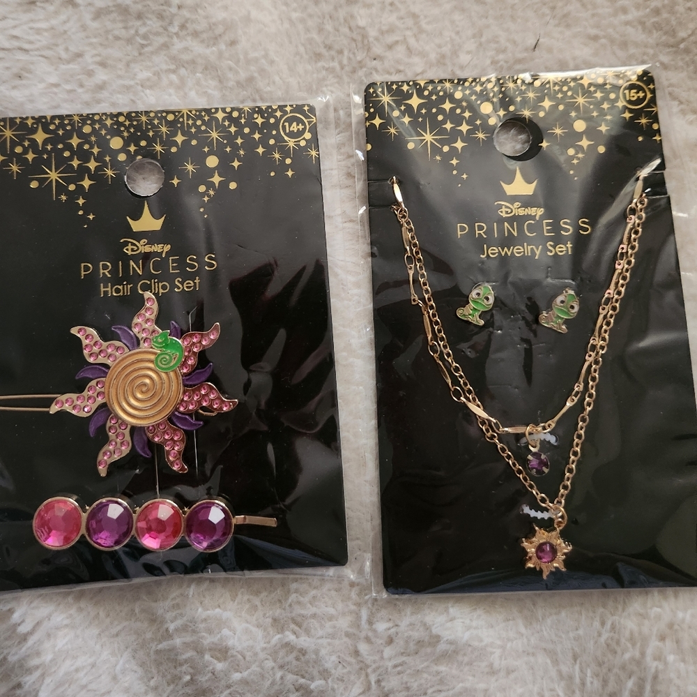 Disney Tangled jewelry and barrette sets